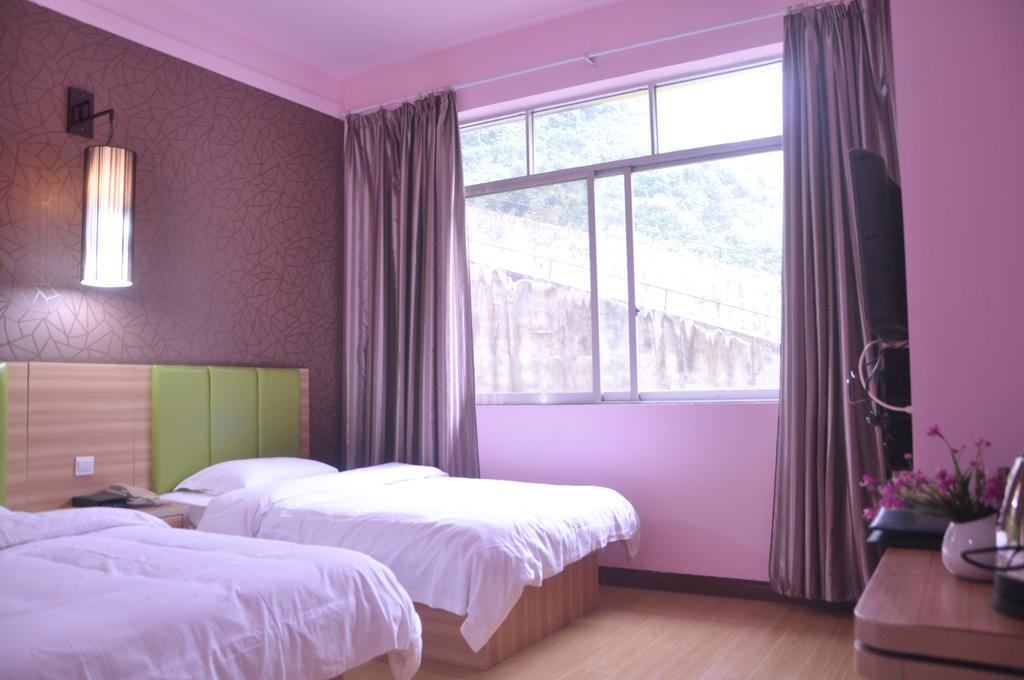 Yangshuo Harbour View Hotel Bagian luar foto