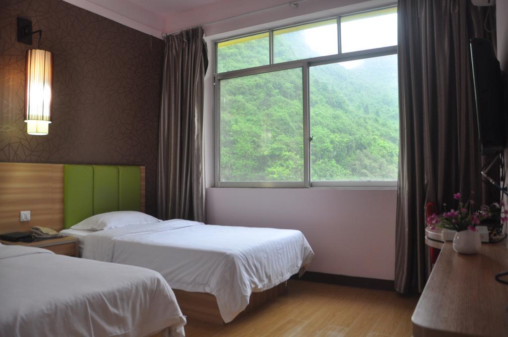 Yangshuo Harbour View Hotel Bagian luar foto