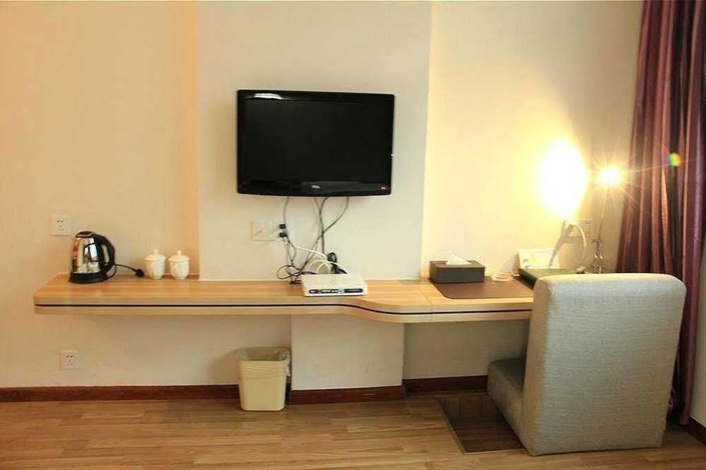 Yangshuo Harbour View Hotel Bagian luar foto