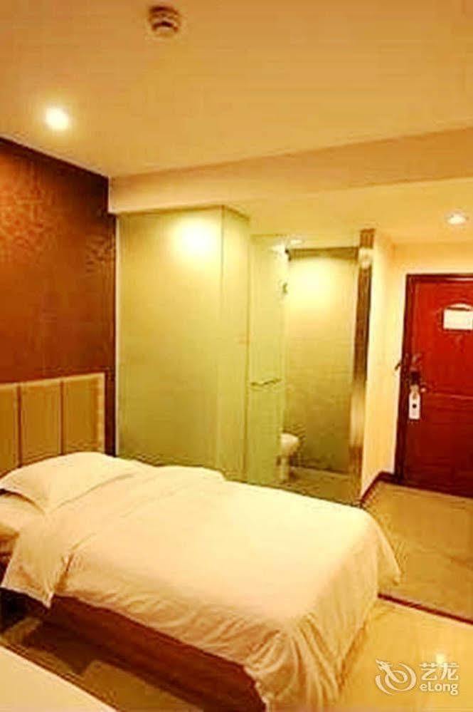 Yangshuo Harbour View Hotel Bagian luar foto